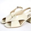 beige laké