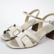 beige laké